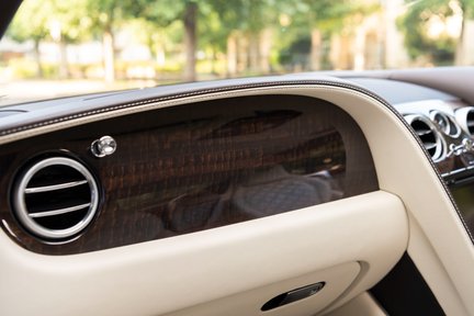 Bentley Continental GT V8S Mulliner 35