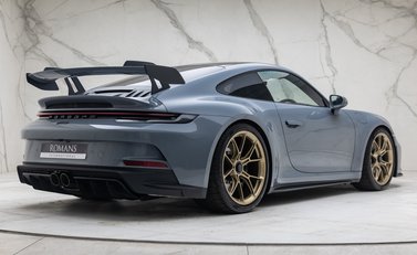 Porsche 911 GT3 (992) 6