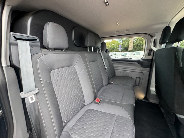 Ford Transit Custom Crew Cab AUTO LWB L2H1 Low Roof Limited 320 Air Con Alloys Sensors Cam EURO 15