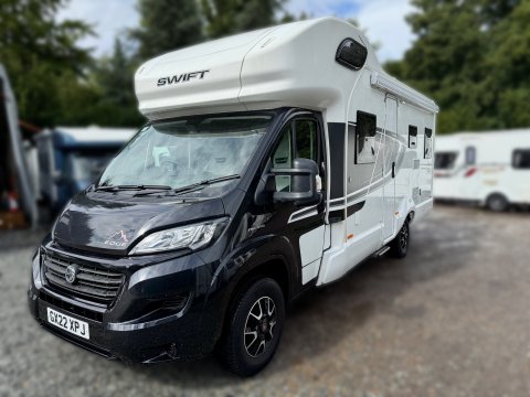 Swift Edge 486 Black Edition 1