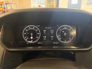 Land Rover Discovery 3.0 TD V6 HSE Auto 4WD Euro 6 (s/s) 5dr 40