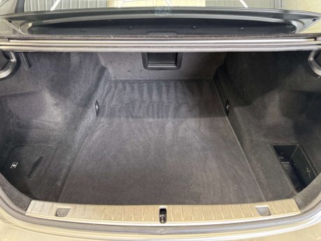 BMW 7 Series 4.4 750i M Sport xDrive Auto 4WD 4dr 41