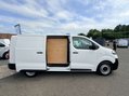 Vauxhall Vivaro 1.5 Vivaro F2900 Dynamic S/S 6