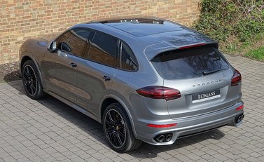 Porsche Cayenne S Diesel 23