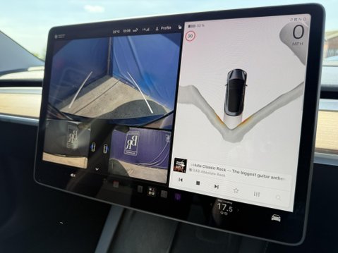 Tesla Model 3 Saloon 4dr Electric Auto RWD (241 bhp) 44