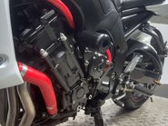 Yamaha FZ1 FAZER 2011 ONLY 19K VERY CLEAN 1000CC NAKED MOT SERVICED 16