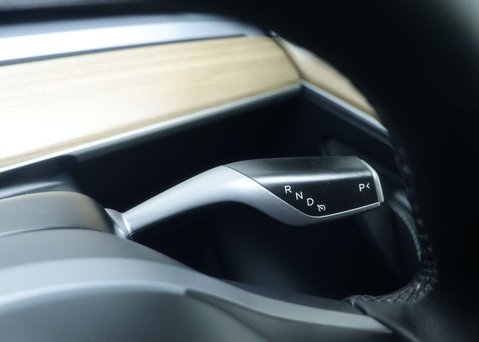 Tesla Model Y Model Y RWD 5dr 32