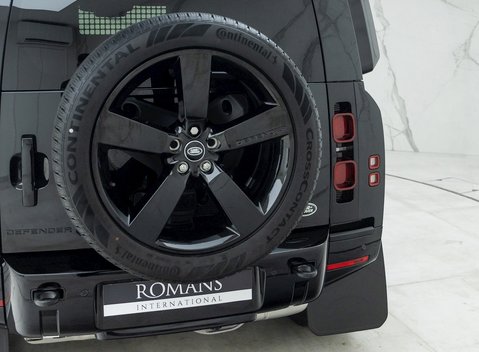 Land Rover Defender 110 D300 Hard Top X-Dynamic HSE 19