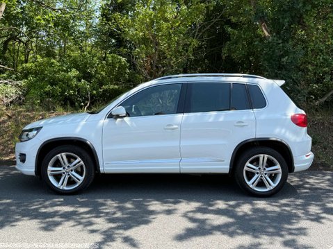 Volkswagen Tiguan 2.0 Tiguan R-Line Edition TDI BlueMotion Technology 4Motion 4WD 5dr 63