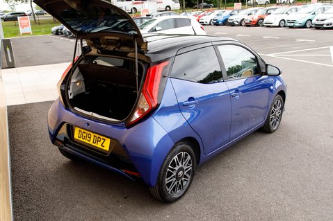 Toyota Aygo VVT-I X-CLUSIV X-SHIFT 33