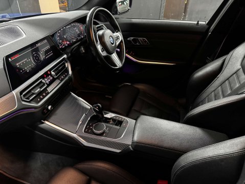 BMW 3 Series 3.0 M340d xDrive MHEV Auto 4WD 4dr 23
