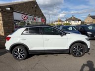 Volkswagen T-Roc DESIGN TSI 8