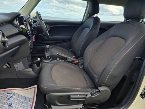 Mini Hatch 1.5 One Euro 6 (s/s) 3dr 40