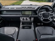 Land Rover Defender P400e XS Edition 12
