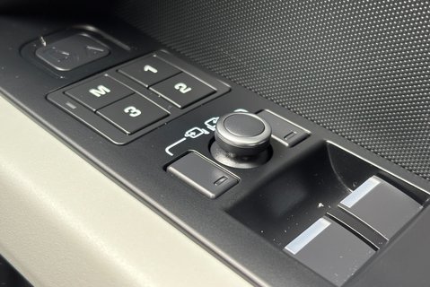 Land Rover Defender 110 D300 Hard Top HSE with Rear Seat Conversion 42