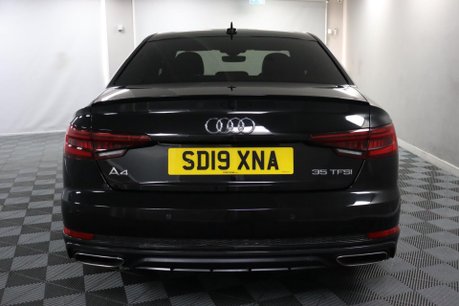 Audi A4 2.0 TFSI 35 Black Edition Euro 6 (s/s) 4dr 8