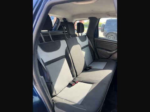 Dacia Duster 1.2 Duster Laureate TCe 4x2 5dr 17