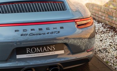 Porsche 911 (991.2) Carrera 4 GTS 23