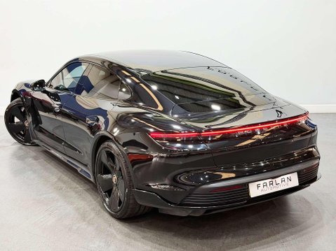 Porsche Taycan Performance Plus 93.4kWh Turbo Saloon 4dr Electric Auto 4WD (680 ps) 25