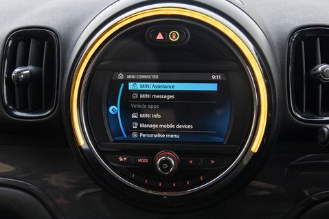 Mini Countryman COOPER CLASSIC 30