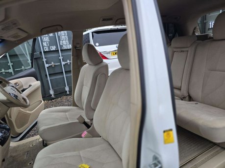 Toyota Estima Auto+Petrol+8Seater+Ulez 32
