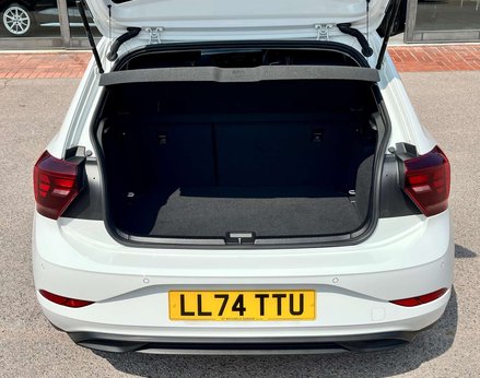 Volkswagen Polo 1.0 Polo Life TSi Semi-Auto 5dr 59