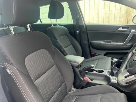 Kia Sportage 1.6 CRDi MHEV 2 SUV 5dr Diesel Hybrid Manual Euro 6 (s/s) (134 bhp) 19