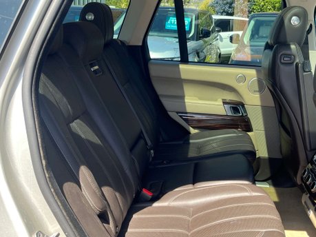 Land Rover Range Rover 4.4 Range Rover Vogue SE SDV8 Auto 4WD 5dr 24