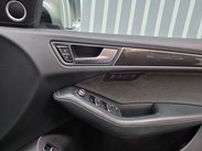 Audi SQ5 3.0 BiTDI V6 SUV 5dr Diesel Tiptronic quattro Euro 6 (s/s) (313 ps) 44
