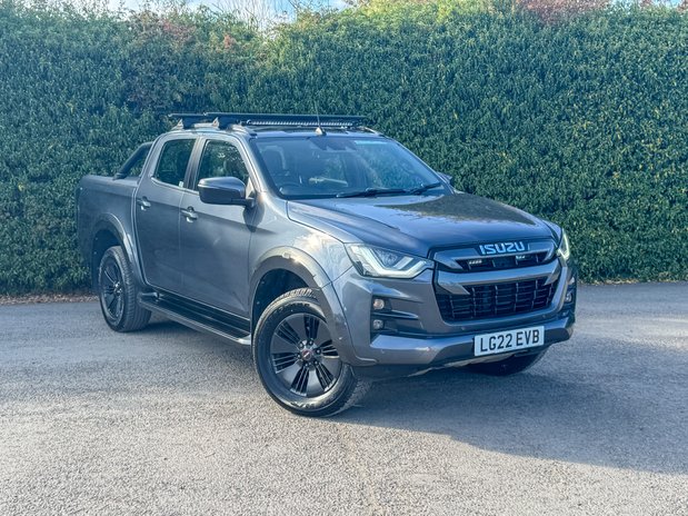 Isuzu D-Max V-Cross | Auto | 1.9 LT | Double Cab | Sensors | Camera | EURO 6 | NO VAT 2