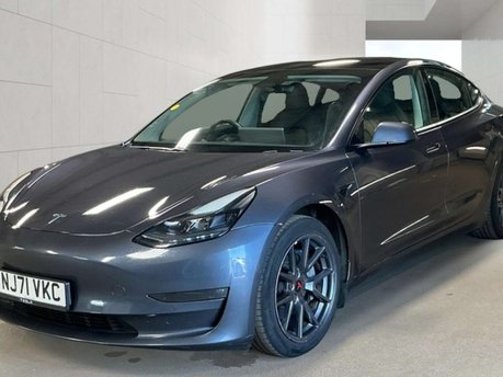 Tesla Model 3 Model 3 Long Range AWD 4WD 4dr 9