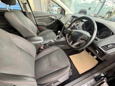 Ford Focus ZETEC S TDCI BLACK EDITION 9