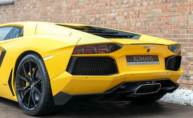 Lamborghini Aventador LP700-4 22