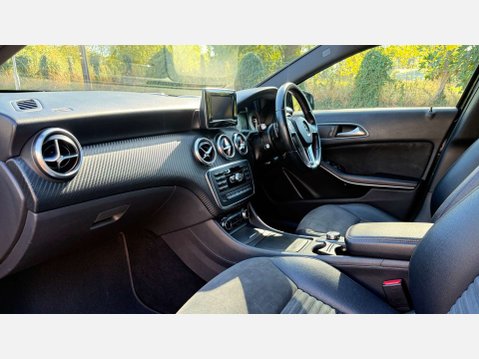 Mercedes-Benz A Class 1.8 A180 BlueEfficiency AMG Sport CDi Auto 5dr 8