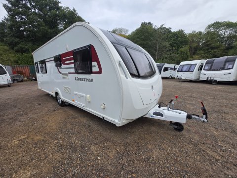 Swift Lifestyle 4 SB SR 4