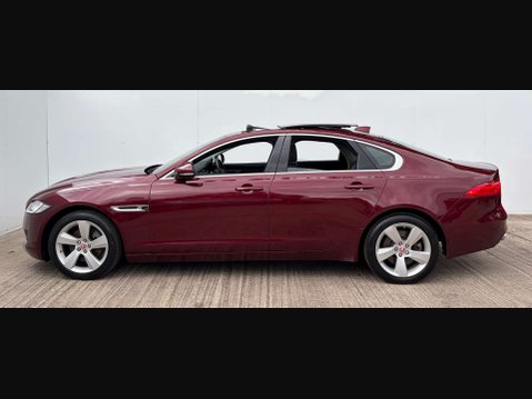 Jaguar XF 2.0 XF Portfolio D AWD Auto 4WD 4dr 48