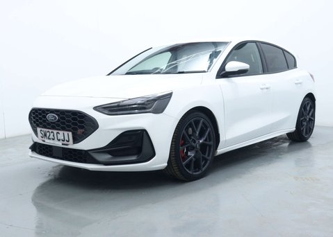 Ford Focus 2.3T EcoBoost ST Hatchback 5dr Petrol Manual Euro 6 (s/s) (280 ps) 8