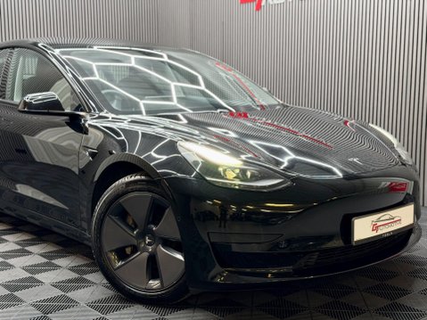 Tesla Model 3 Standard Range Plus Auto RWD 4dr 17