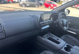 Citroen C5 Aircross PURETECH MAX EDITION 1.2 HYBRID AUTO 28