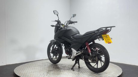 Honda CB GLR 125 2017 GOOD RUNNING PROJECT BIKE SPARES OR REPAIR 125CC 5