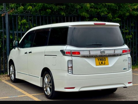 Nissan Elgrand Highway Star 32