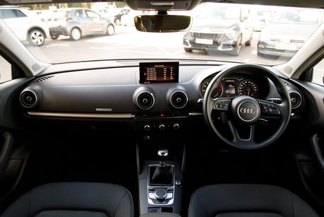 Audi A3 SPORTBACK TFSI SE TECHNIK