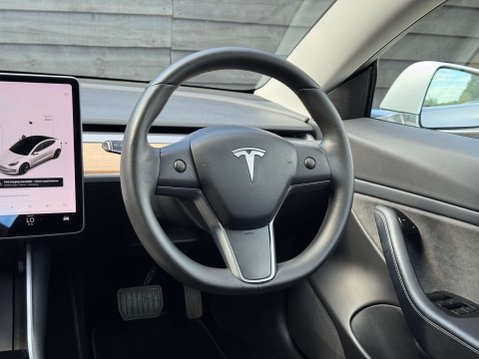 Tesla Model 3 Model 3 Long Range AWD 4WD 4dr 40