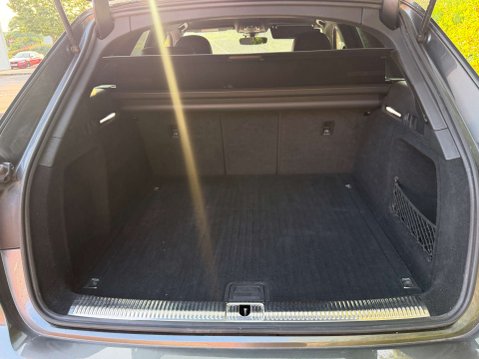 Audi A4 2.0 TFSI 40 Black Edition Estate 5dr Petrol S Tronic Euro 6 (s/s) (190 ps) 36