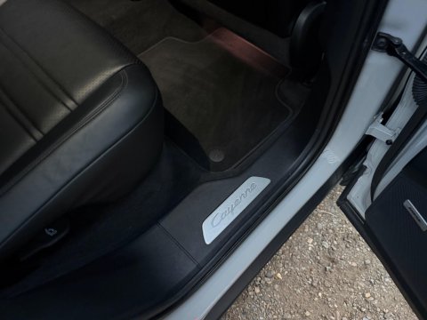 Porsche Cayenne V6 PLATINUM EDITION 67