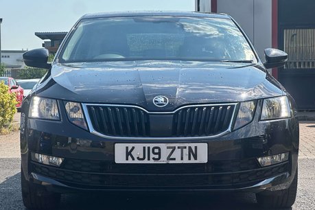 Skoda Octavia 2.0 TDI SE Technology Hatchback 5dr Diesel Manual Euro 6 (s/s) (150 ps) 8
