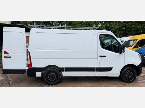 Nissan NV400 2.3 dCi 33 SE Panel Van 5dr Diesel Manual FWD L1 H1 Euro 5 (125 bhp) 10