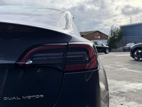 Tesla Model 3 (Dual Motor) Long Range Saloon 4dr Electric Auto 4WDE (346 ps) 19