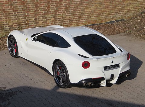 Ferrari F12 Berlinetta 7
