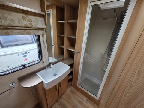 Coachman Pastiche 560/4 20
